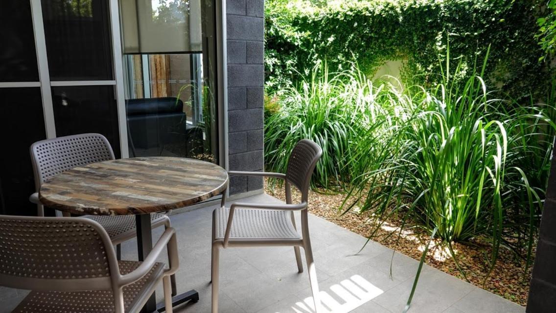 Laguna Serviced Apartments Toowoomba Esterno foto